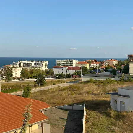 Sea View In Byala - Pool & Sunrise *